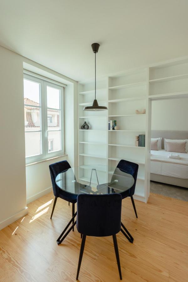 Apartment Trindade 19 - 2a Castelao Lisbon